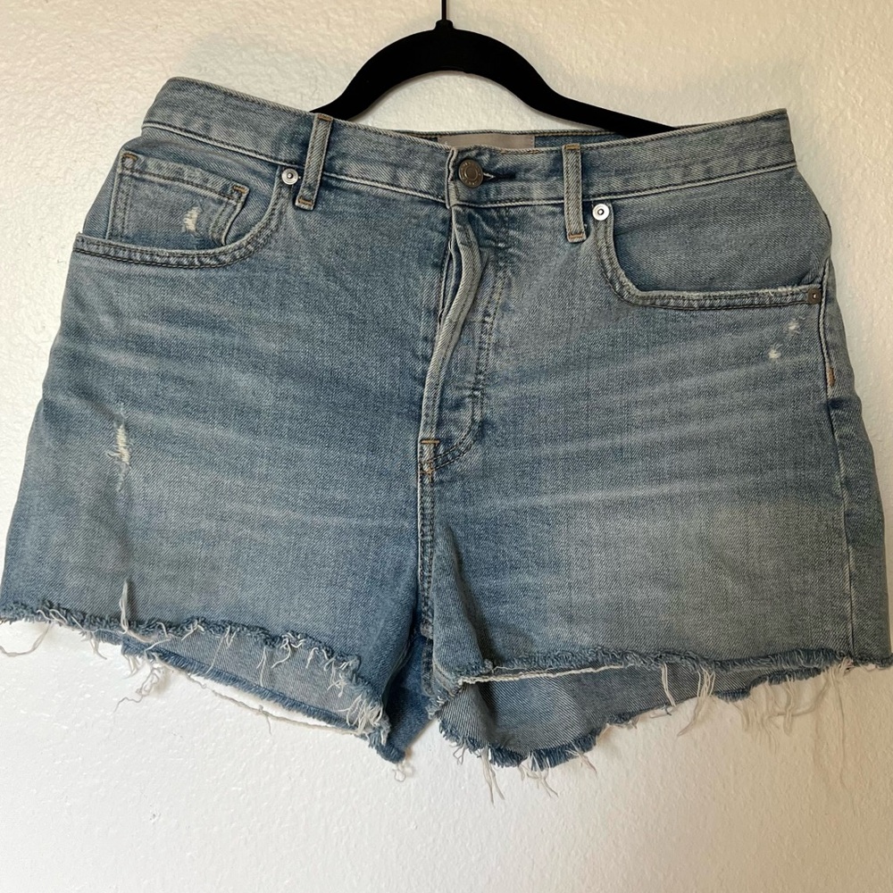 Everlane The Cheeky Short w/button fly - sz 28